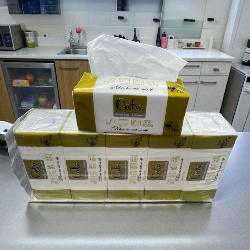 Giấy ăn rút lụa 600 tờ cao cấp 4 lớp Cata