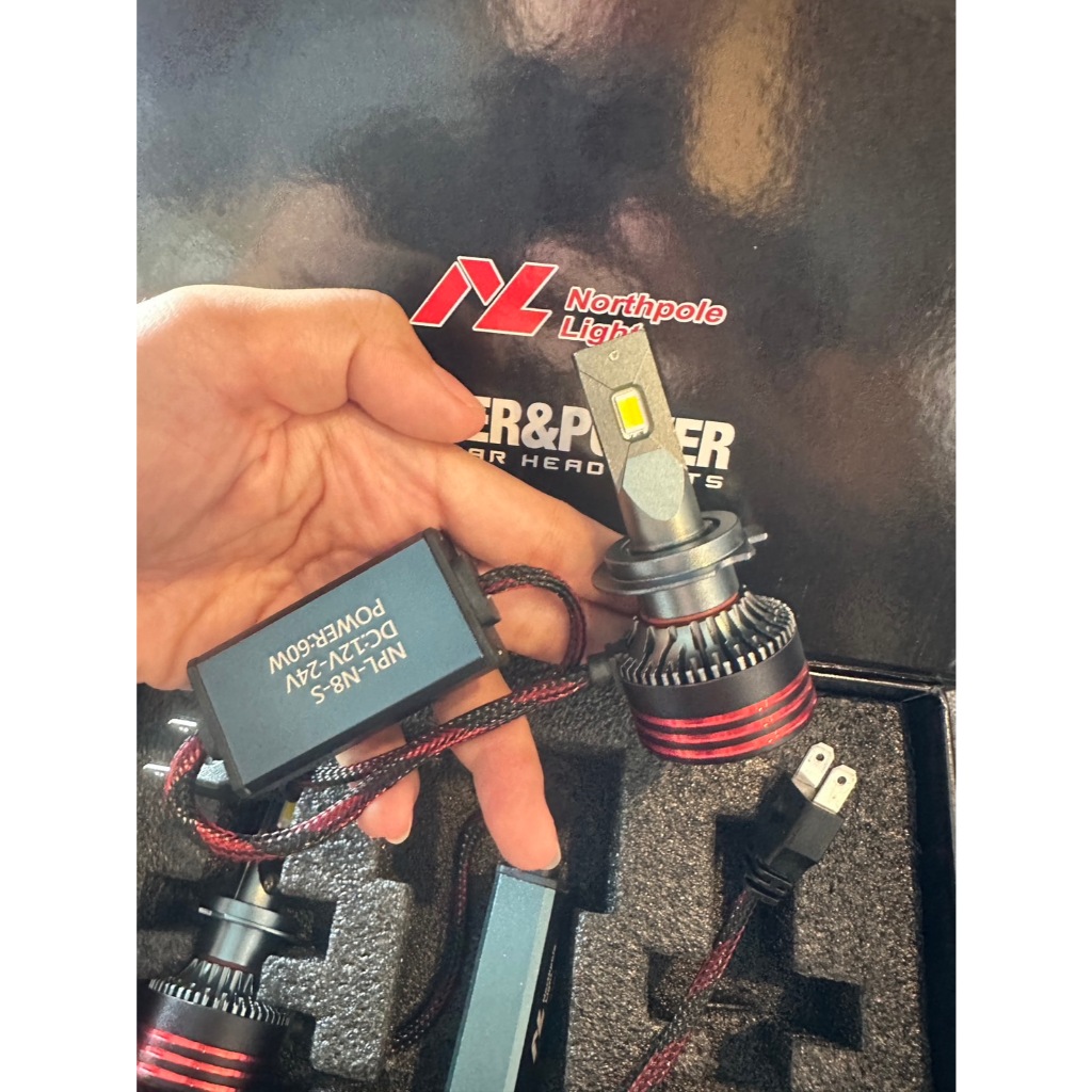 SENLIPS Đèn pha siêu sáng công suất 3 màu cao N8S LED H4 / H1 / H7 / H11/ 9005 HB4 / 9006(2 CÁI)