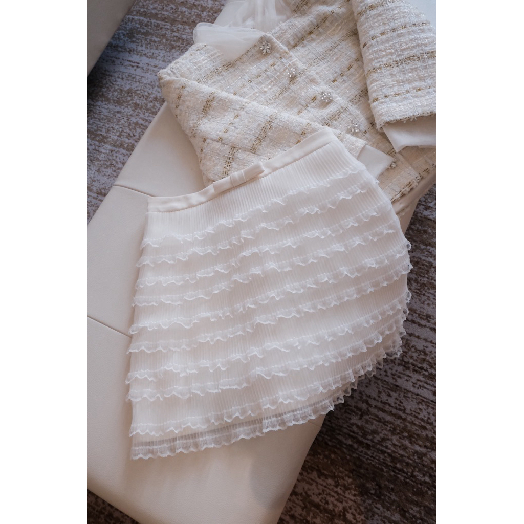 MOULIÉ | 𝐍𝐨𝐮𝐠𝐚𝐭 𝐒𝐤𝐢𝐫𝐭 Chân váy ren xếp tầng cạp kéo khoá