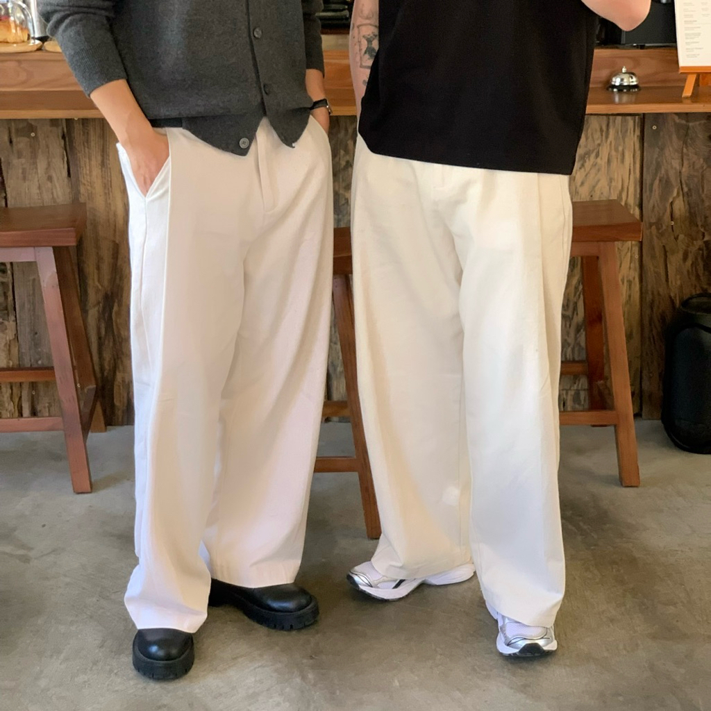 Quần Kaki Ống Rộng Xếp Ly DaeOne