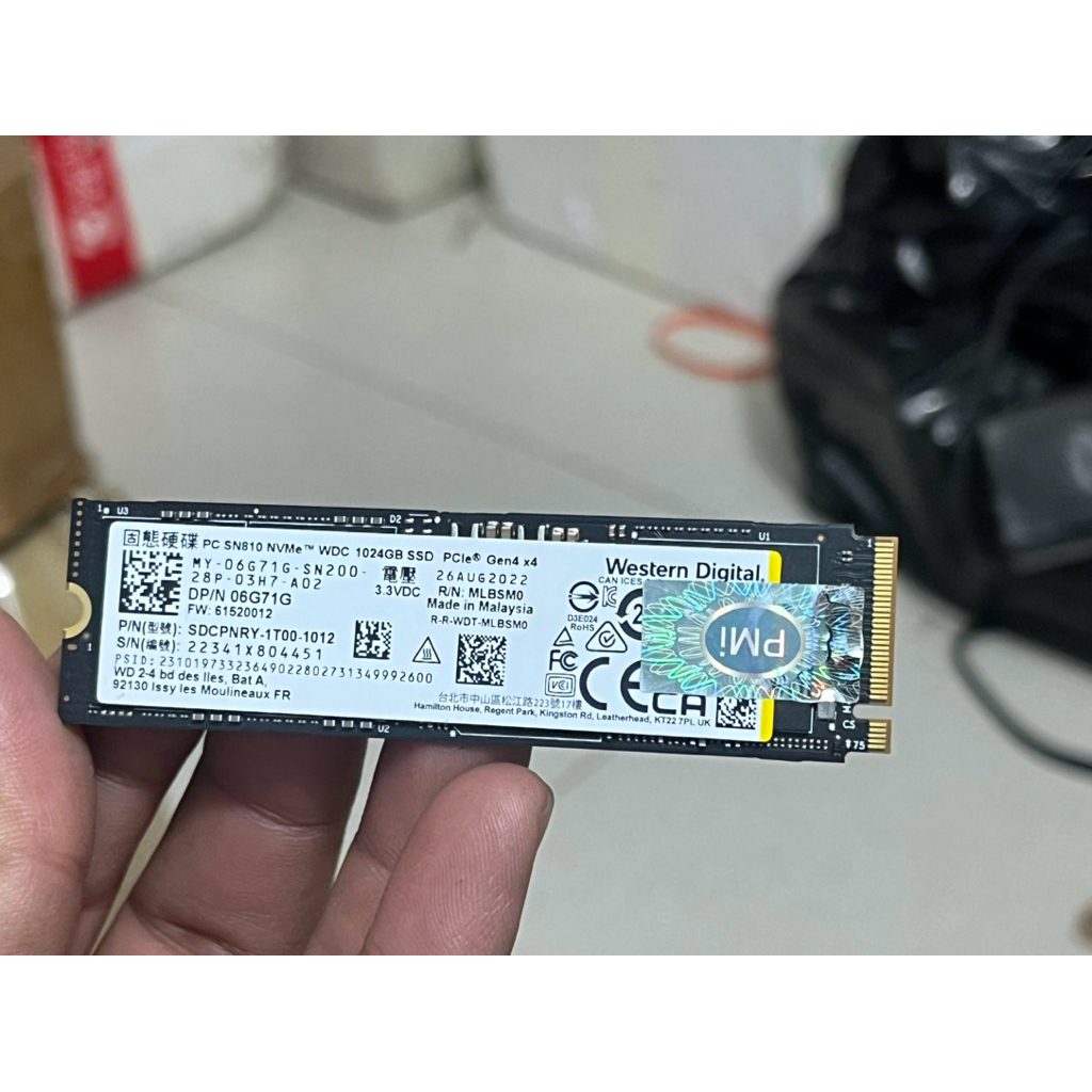SSD NVME-PCIe 1TB 1000GB WD SN810 NVMe 2280 Gen4 x 4, có DRAM cache (bộ nhớ đệm DRAM)  hàng cũ zin b