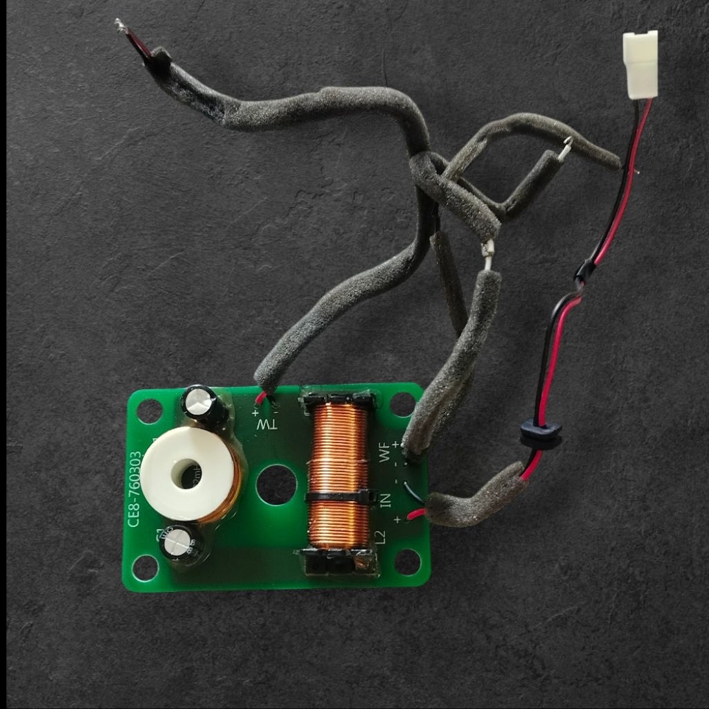 Mạch phân tần 2 đường tiếng bass, treble,siêu víp, quận cảm lớn, đã câu sẵn dây ( giá 1 cái )