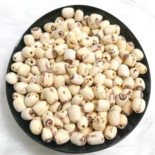 Hạt Sen Huế Khô Loại Thơm Bở 100g (không tẩy trắng) - giúp ngủ ngon, nấu chè, nấu sữa, ăn dặm cho bé