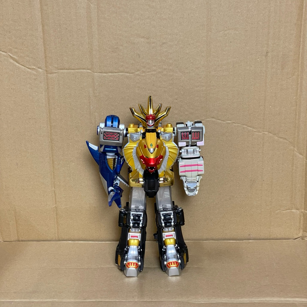 ĐỒ CHƠI MÔ HÌNH DX GAO KING CHÍNH HÃNG CHIẾN ĐỘI SIÊU NHÂN BÁCH THÚ SUPER SENTAI GAORANGER