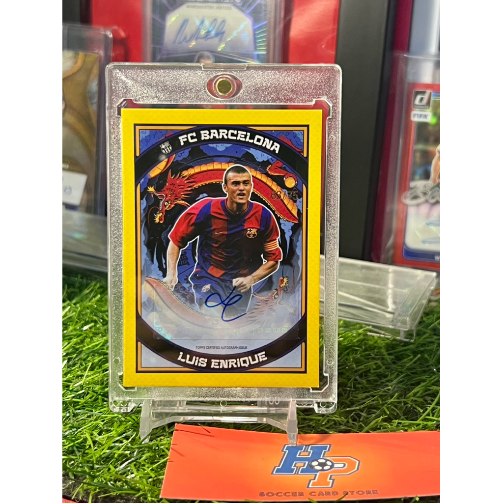 Thẻ bóng đá Luis Enrique /75 Topps Barcelona Dragon 2023/24
