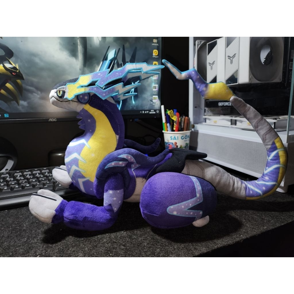 Pokemon Miraidon tem Pokemon Center, pokemon plush, gấu pokemon cũ