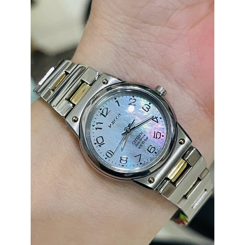 Đồng hồ Citizen Wicca Nhật Năng Lượng mặt khảm siêu đẹp.