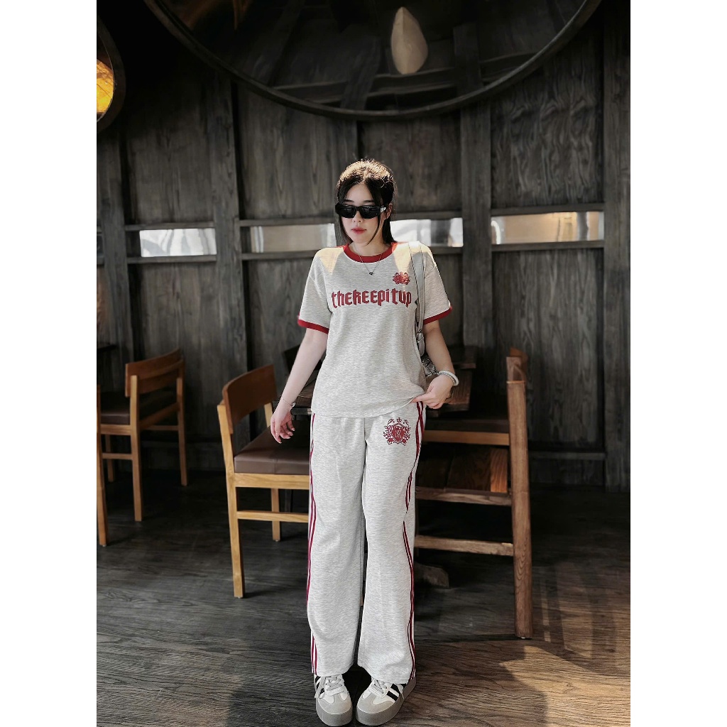 { Deal Mở Bán } Bộ Cộc Tay in Chữ Nổi Phối Sọc Phong Cách Trẻ Trung full size 45-63kg | BigBuy360 - bigbuy360.vn