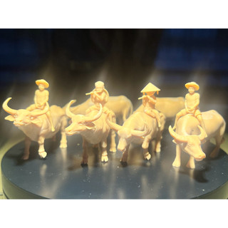 Cậu bé cỡi Trâu Làng (Mẫu 1)