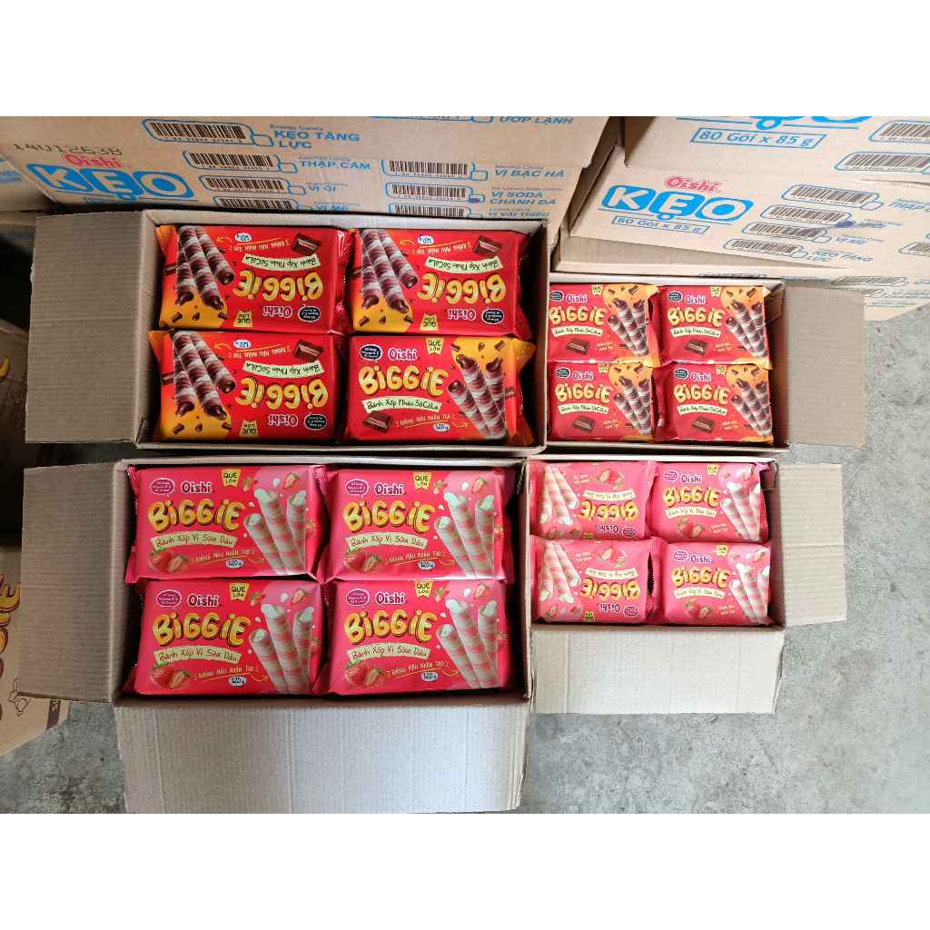 20 Hộp Bánh Quế Biggie Oishi Nhân Dâu Socola 120gr