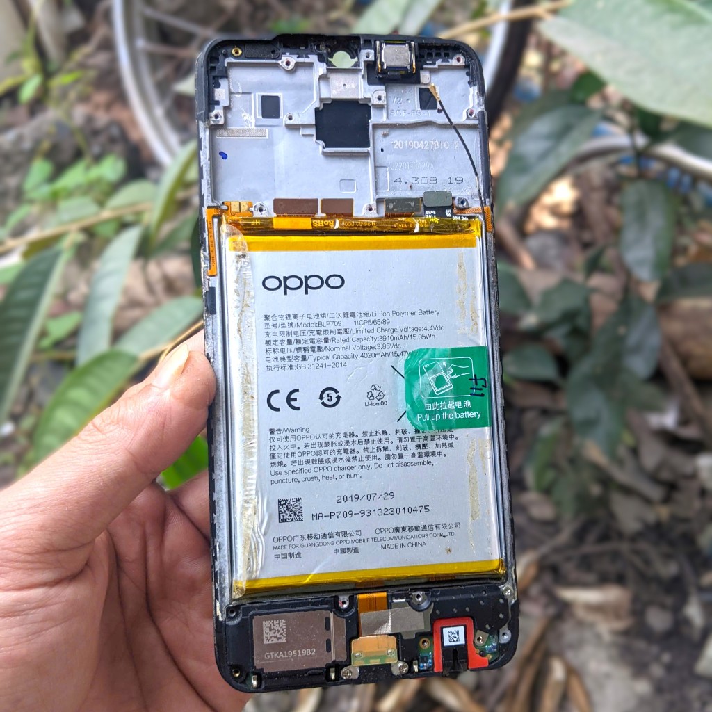 Xác Oppo F11 (CPH1911) không MAIN,không vỏ lấy linh kiện (Pin BLP709) - Khung sườn / Cụm sạc / Pin O