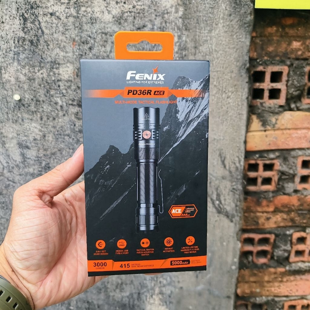Đèn pin Fenix PD36R ACE - Sáng max 3000 lumens chiếu xa 415 mét, dung lượng pin 5000mah , tùy chỉnh 