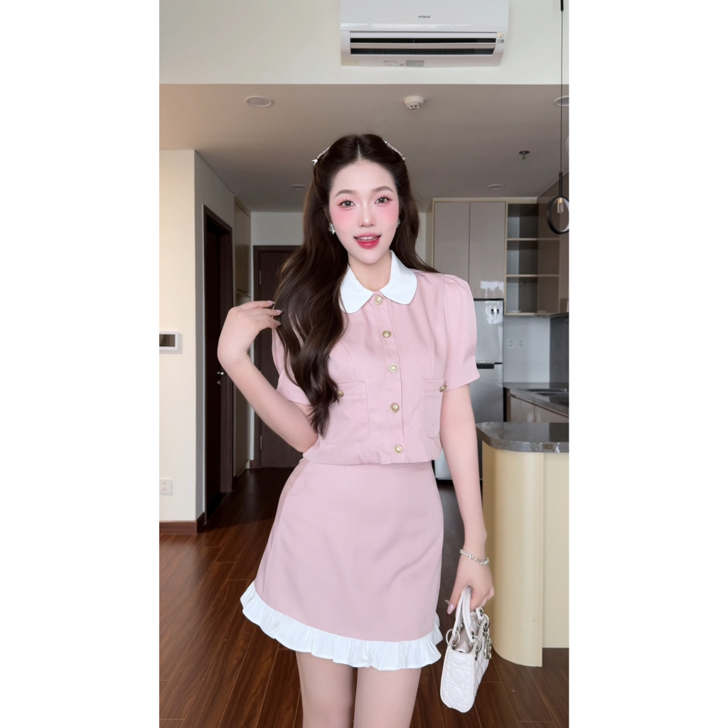 Set đồ nữ hồng pastel áo cổ bẻ tay ngắn + chân váy ngắn viền bèo HB.Studio S84 | BigBuy360 - bigbuy360.vn