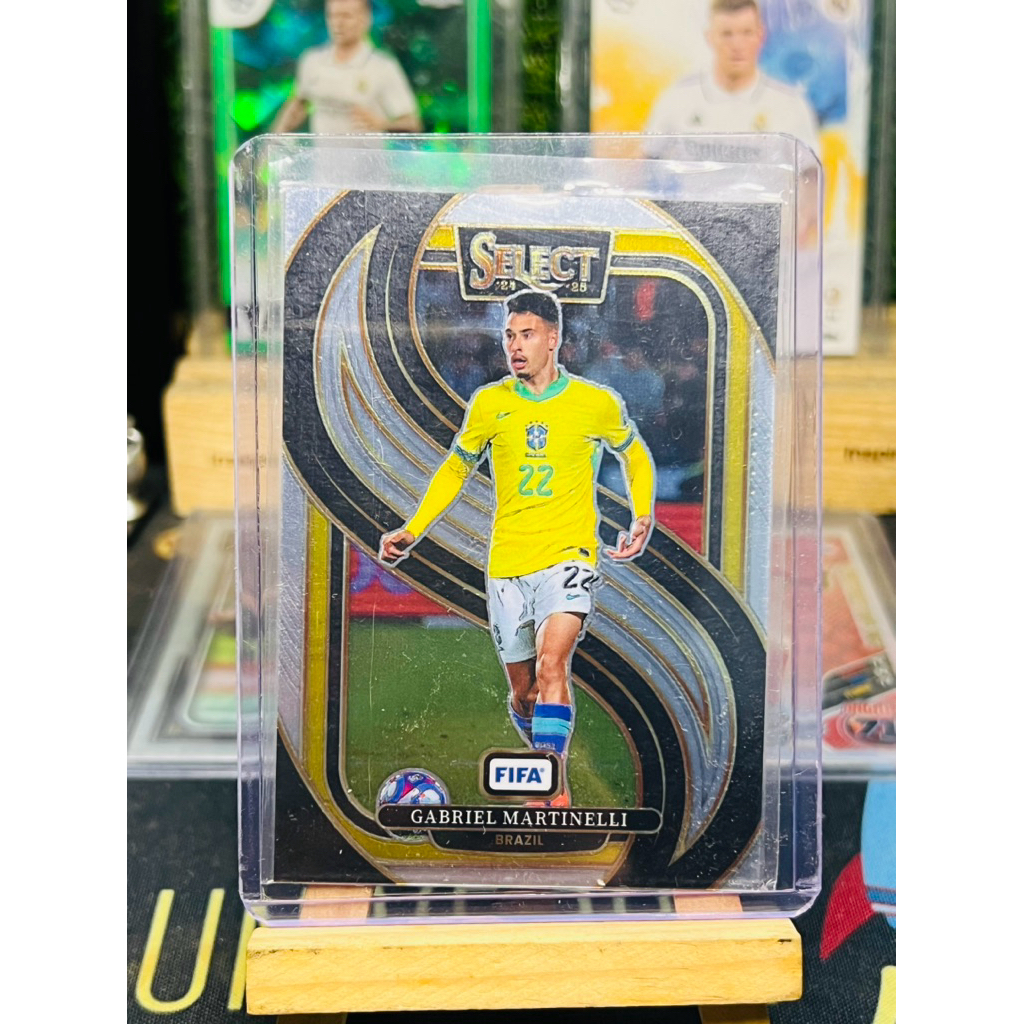 Thẻ bóng đá Gabriel Martinelli Brazil Panini Select 2024/25