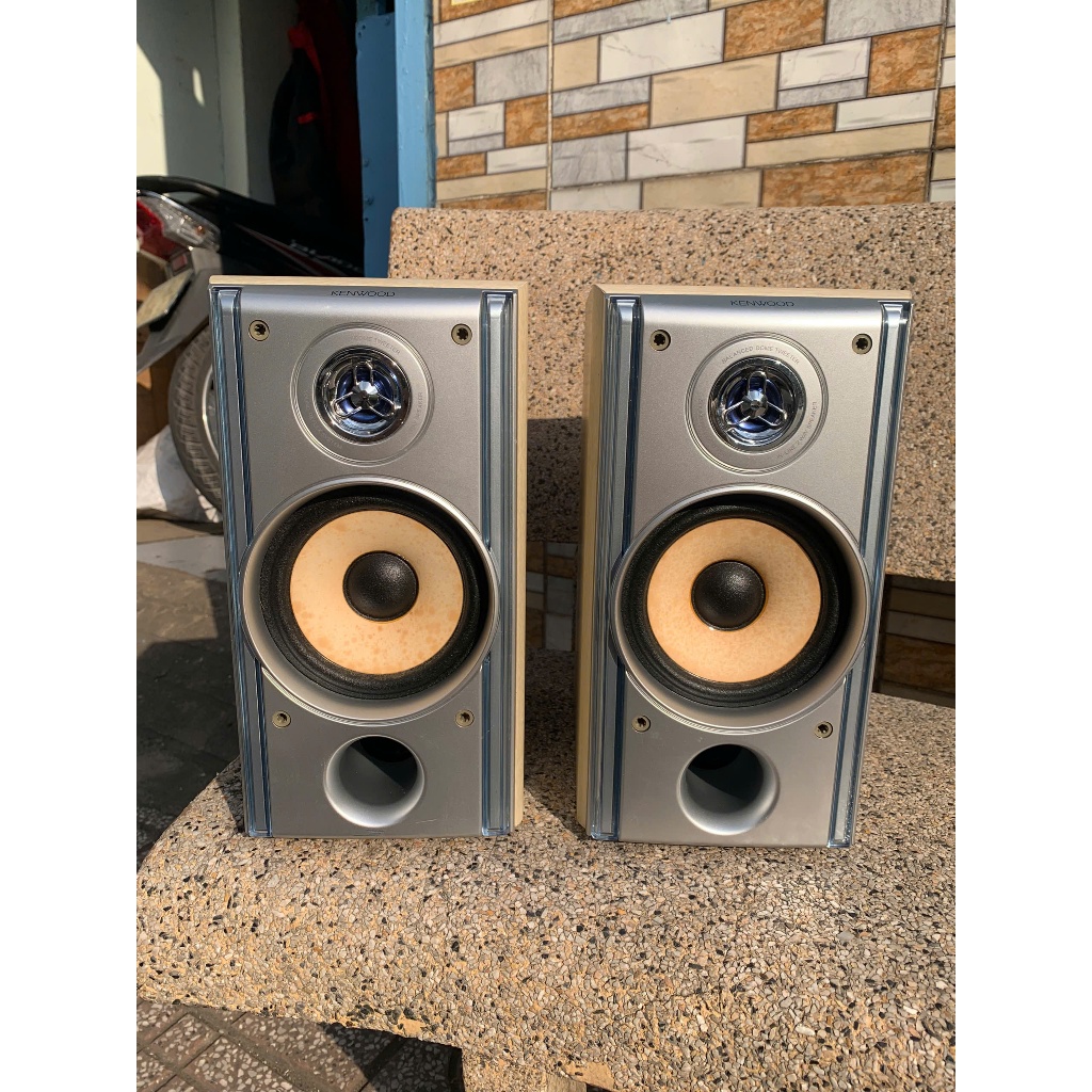 Bán  cặp loa  nghe nhạc Kenwood LS - SJ7 bãi nhật về đẹp hát cực tốt hàng bãi nhật