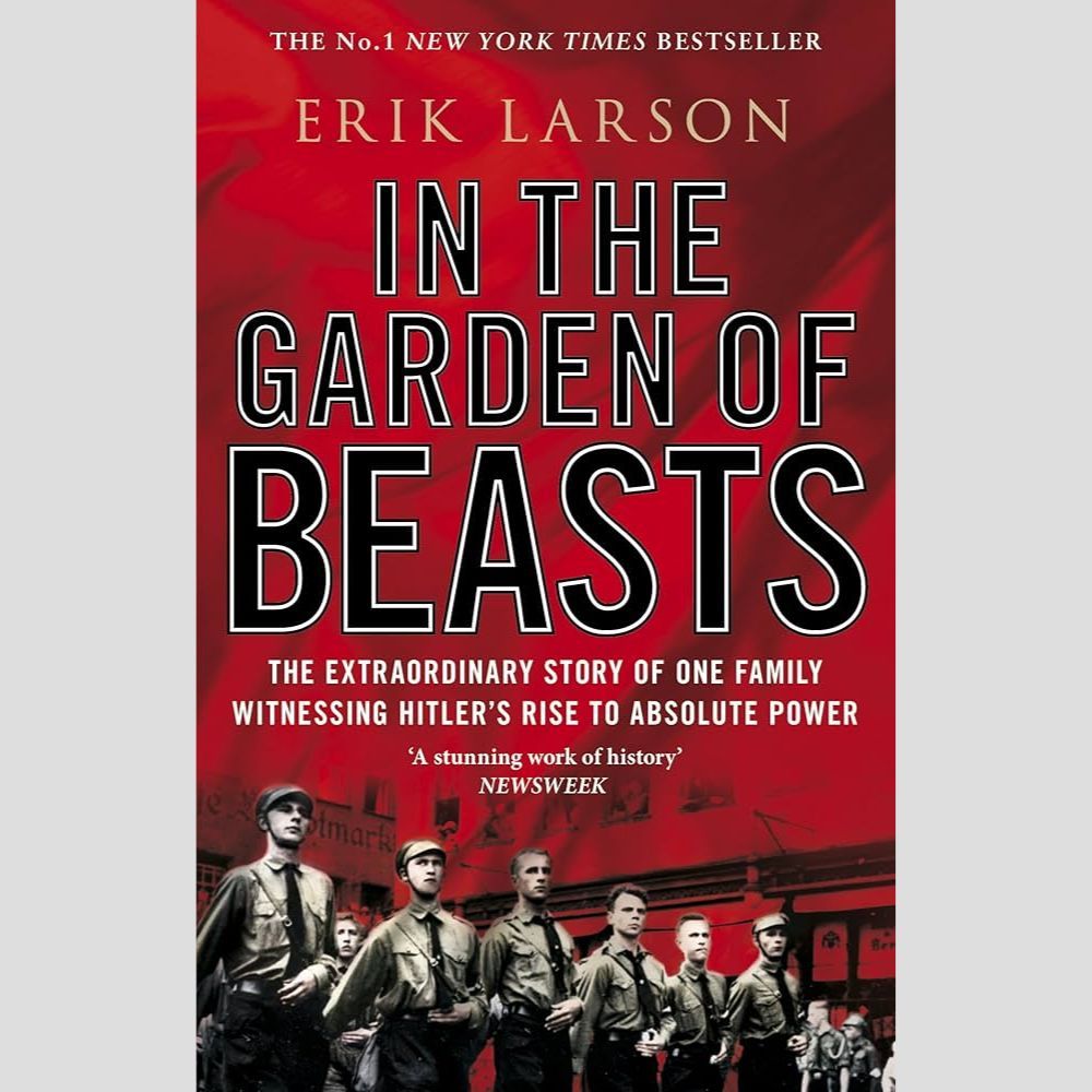 Sách tiếng Anh - In The Garden of Beasts : Love and terror in Hitler's Berlin