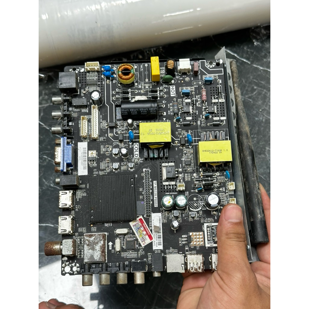 Bo Tivi Viettronics DV320ES
