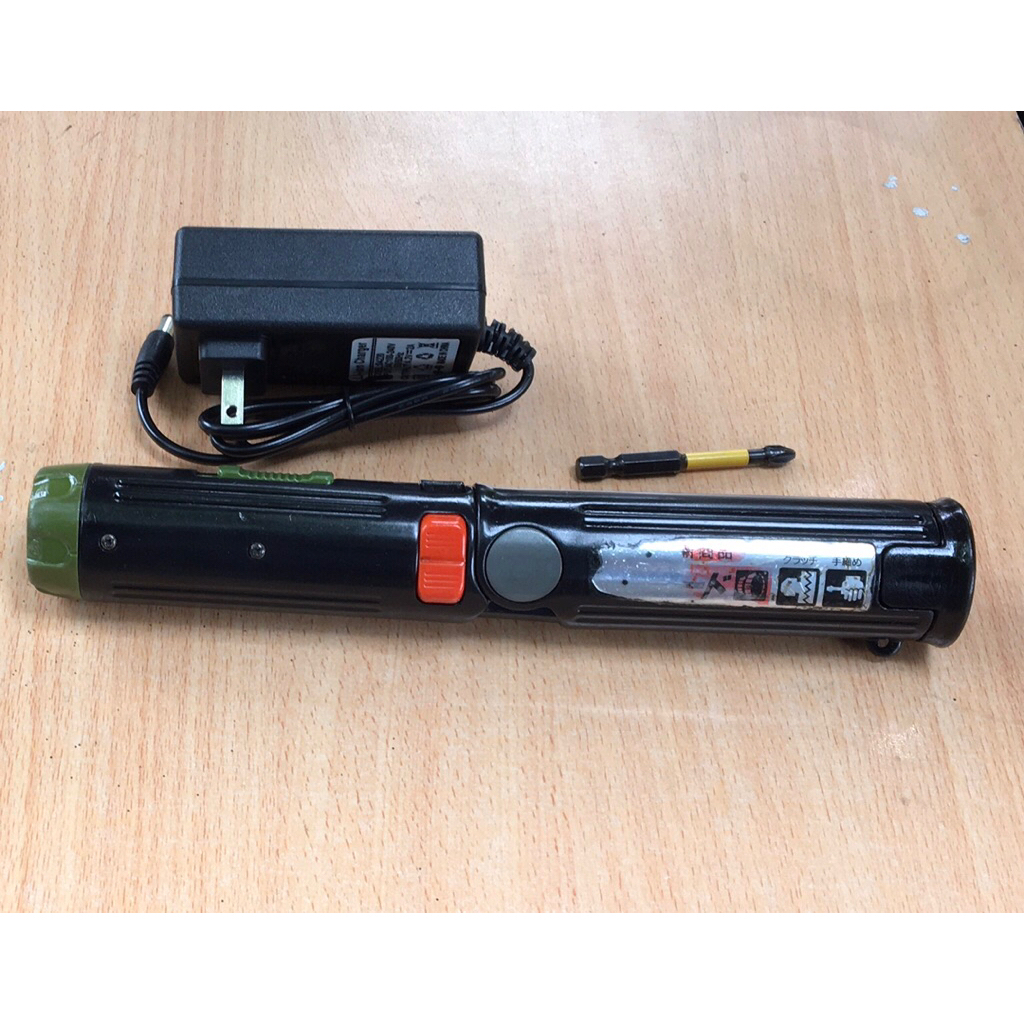 Vít gập Panasonic EZ6220-Tặng đầu vít xịn. Vít gập mini hàng bãi- Vít gập National nội địa Nhật