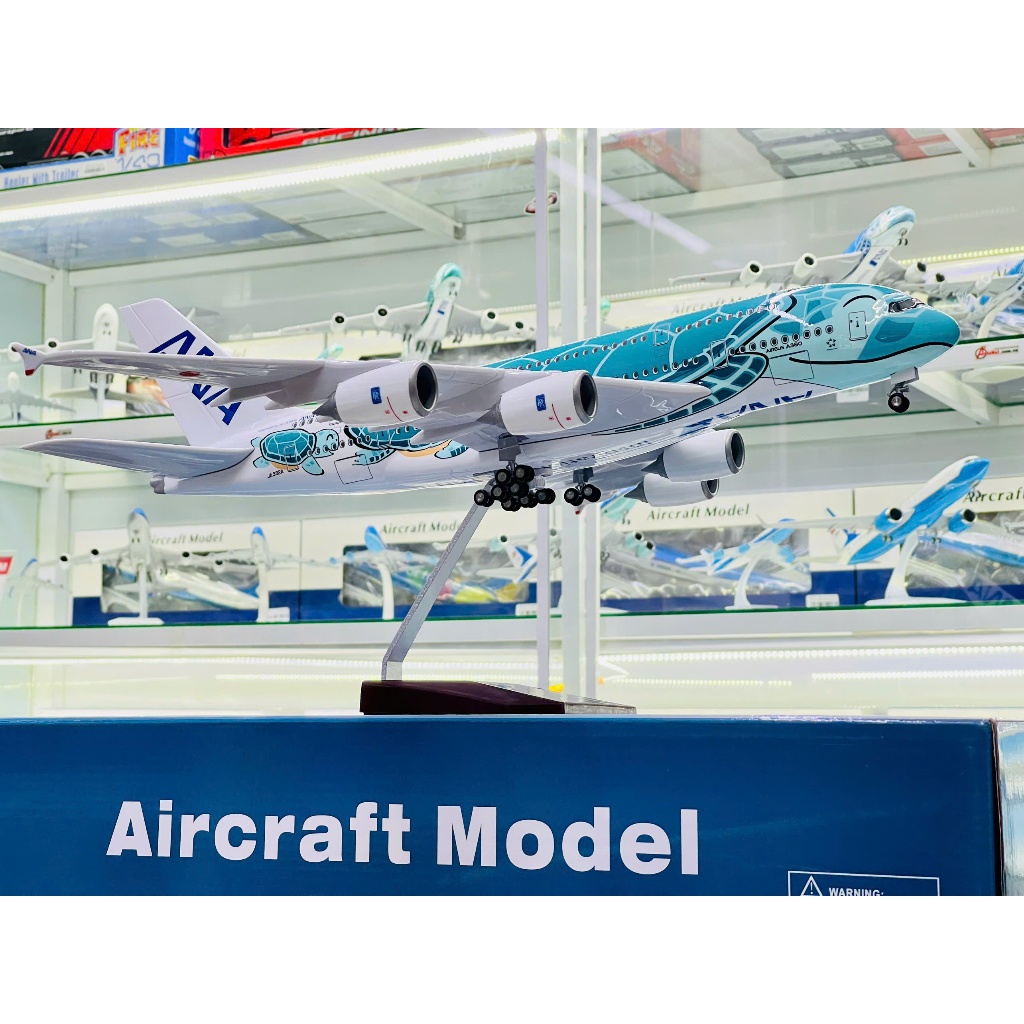 Mô hình máy bay ANA Turtle Green Airbus A380 dài 47cm MB47084