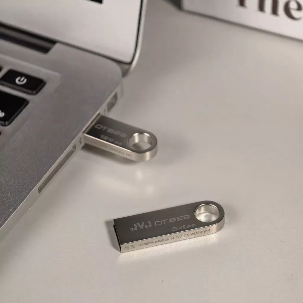 USB 2.0 JVJ vỏ kim loại, chống nước, thiết kế nhỏ gọn nhiều dung lượng 32g