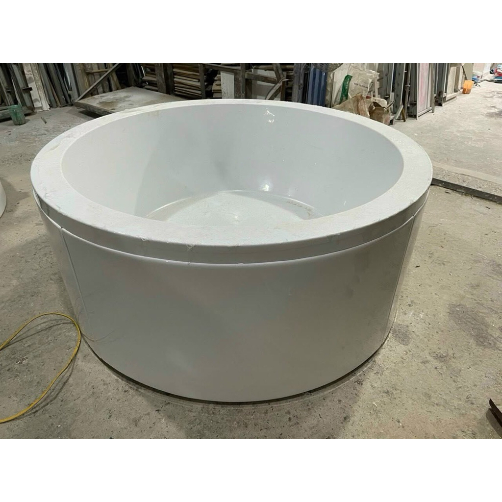 Bồn tắm tròn kích thước 1m3, 1m35