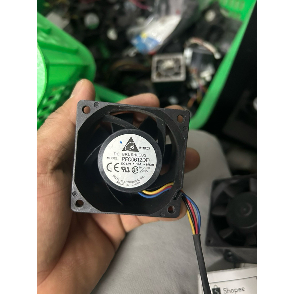 Quạt delta 12v 1.2A, 1.68A vuông 6cm