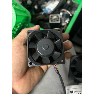 Quạt delta 12v 1.2A, 1.68A vuông 6cm