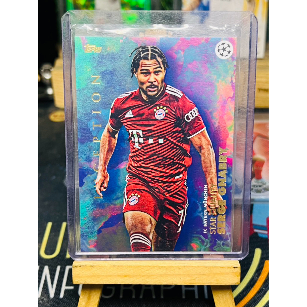 Thẻ bóng đá Serge Gnabry Bayern Munchen Star Quality Topps Inception 2021/22