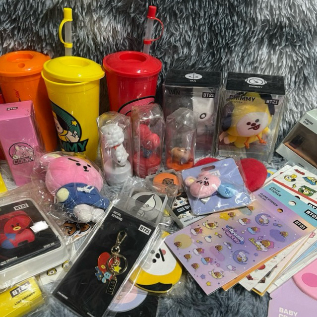 BT21 TỔNG HỢP SEAL/Unseal stickers, bagcharm, cup cgv, gương, keyring,… phù hợp sưu tầm trưng bày ph