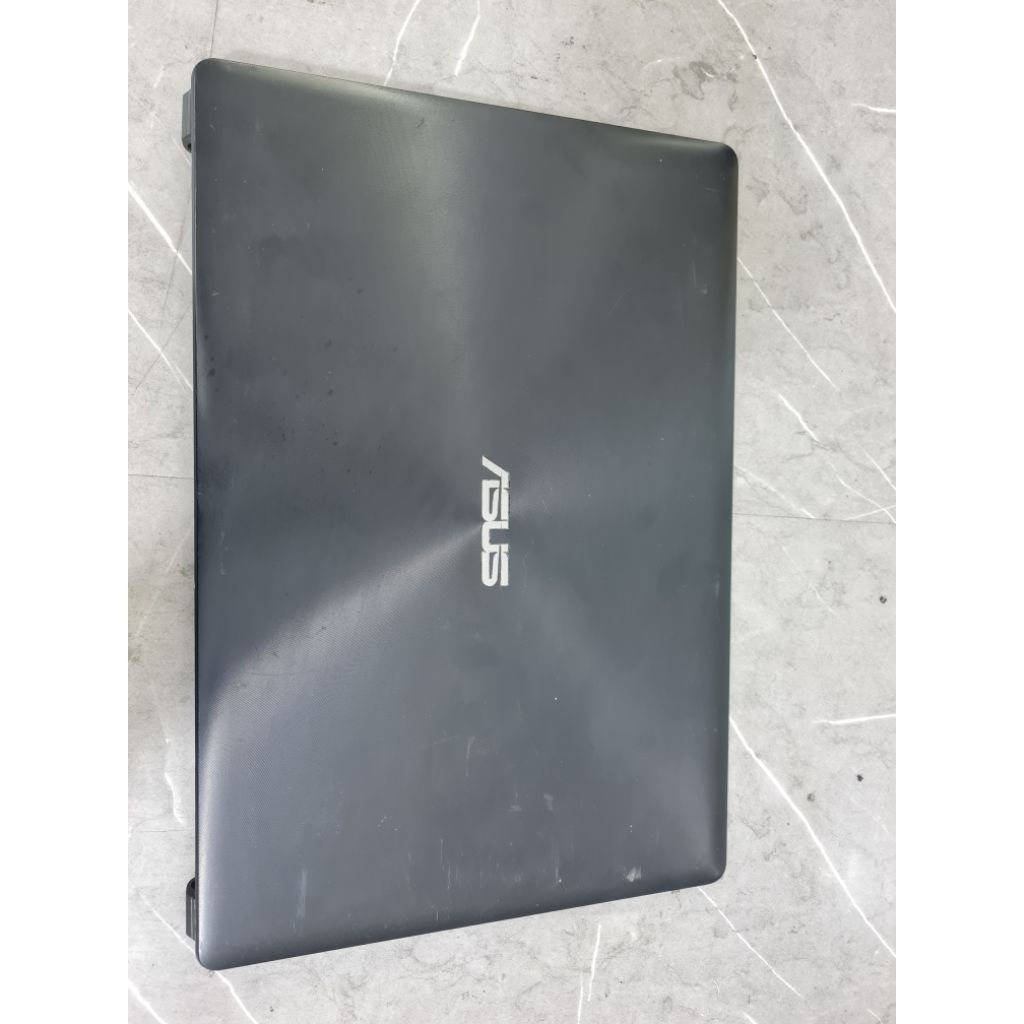 mặt A laptop asus P450L