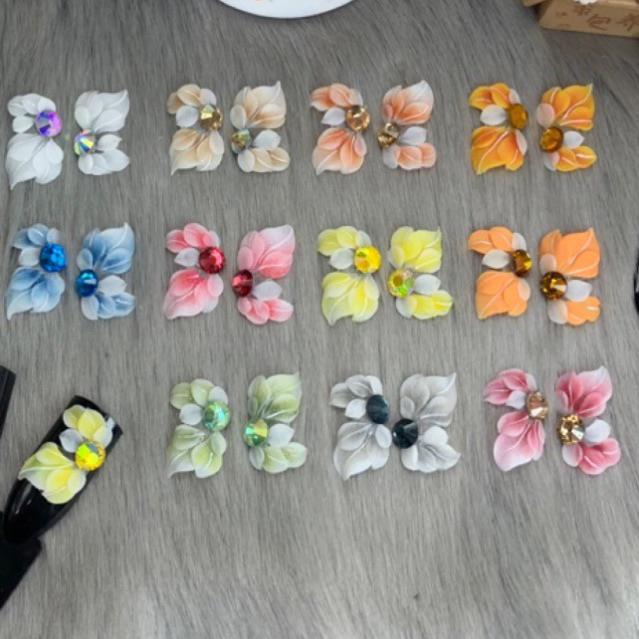 Set 2 bông Hoa Bột vẽ cánh mềm