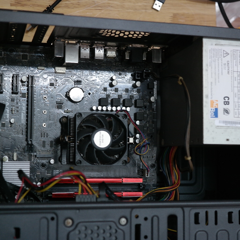 Thùng máy PC AMD Athlon 200GE/Ryzen3-2200G