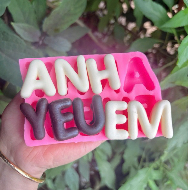Khuôn chữ Valentine ANH YEU EM silicon mã hàng R69