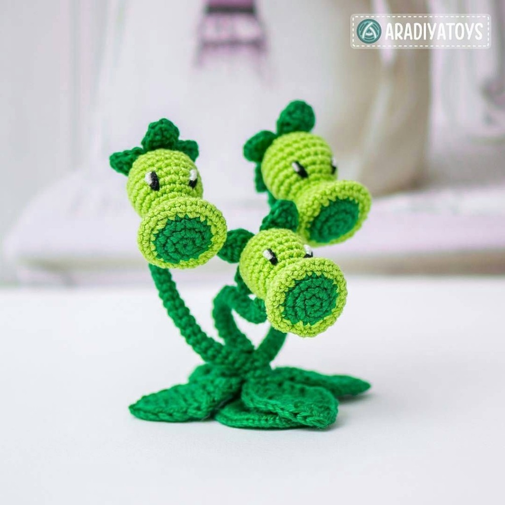 (File PDF) Chart hướng dẫn móc len tiếng Việt cây bắn đậu 3 cành Three Peater Plants vs Zombies