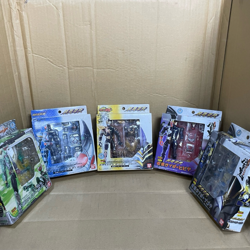 ĐỒ CHƠI MÔ HÌNH SHS KAMEN RIDER CHÍNH HÃNG