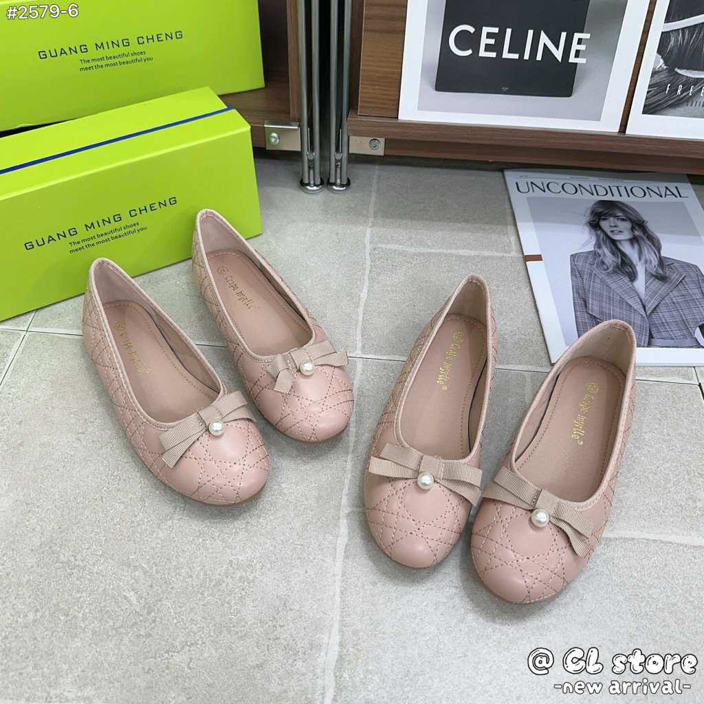 Giày Mary Jane Chần Bông Nút Ngọc Trai – Thanh Lịch & Nữ Tính - Chính Liễu Store