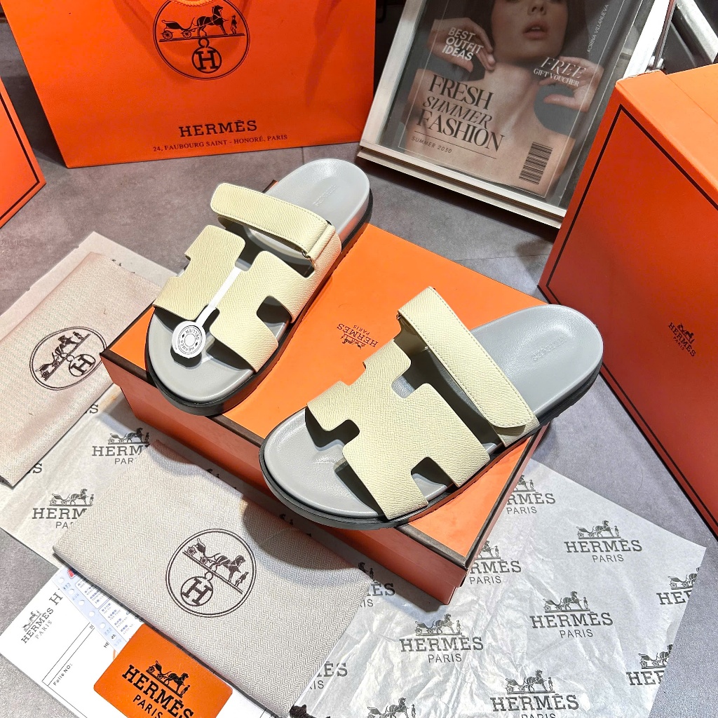 Dép HM Chypre đế xám quai kem