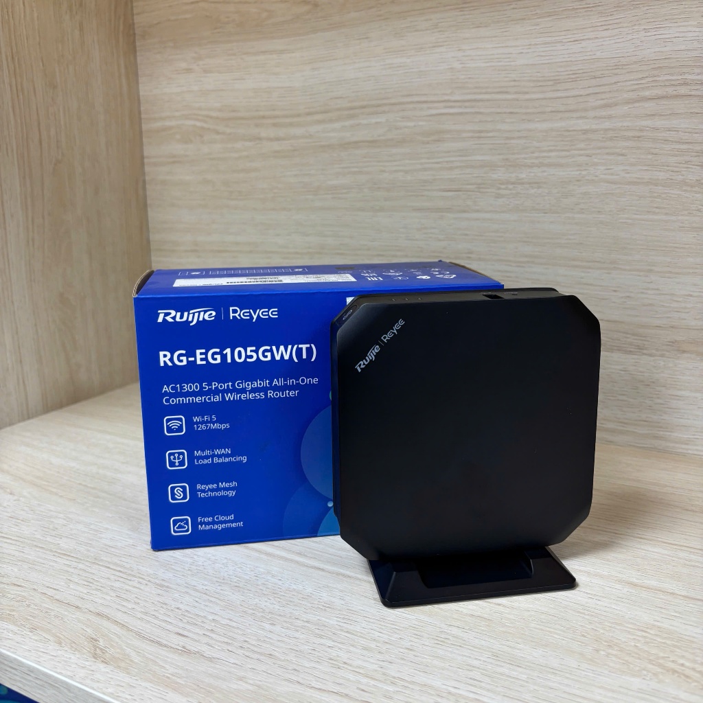 Thiết bị định tuyến router Ruijie là RG-EG105GW(T), 5 cổng
