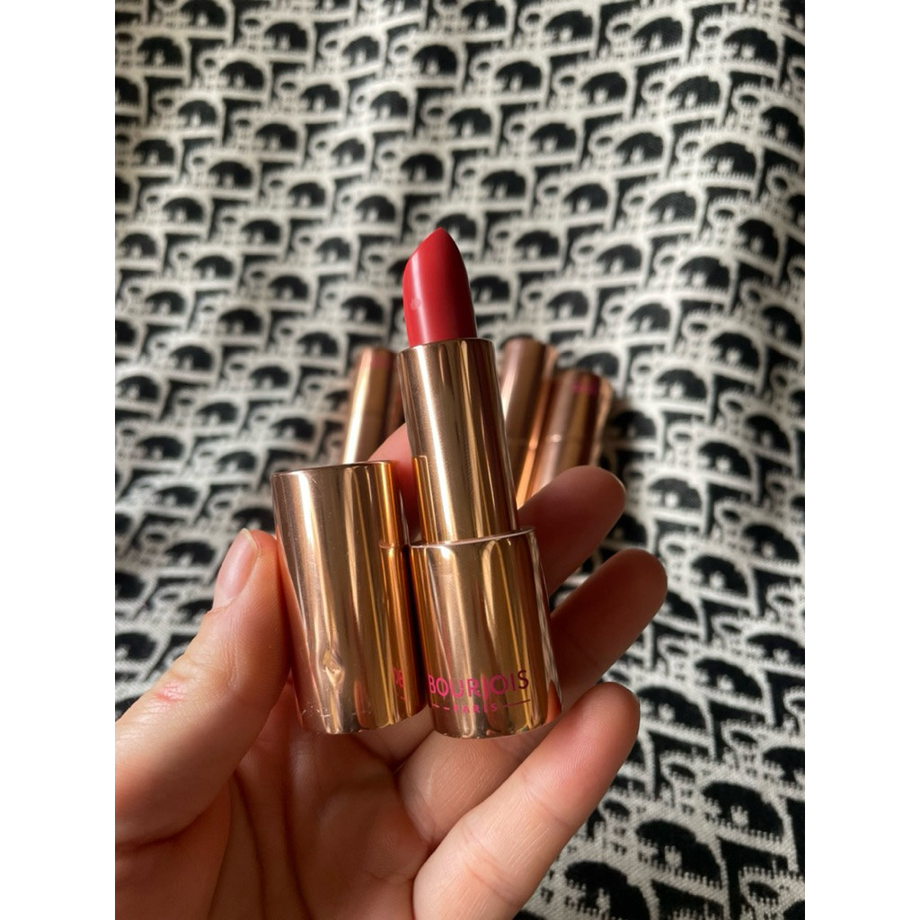 Son Bourjois rouge satin 04 bóng nhẹ