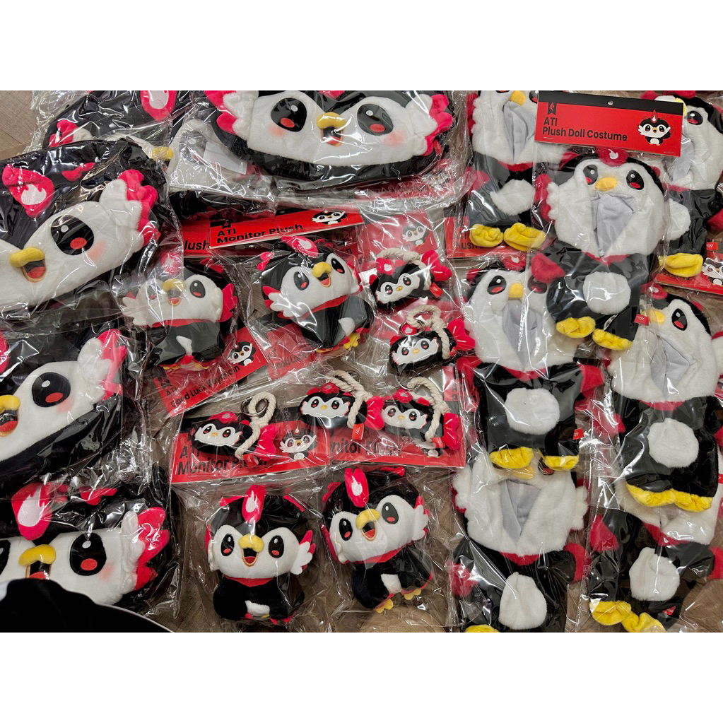 TỔNG HỢP BST-ATI-T1 (keychain, doll costume, bag…)