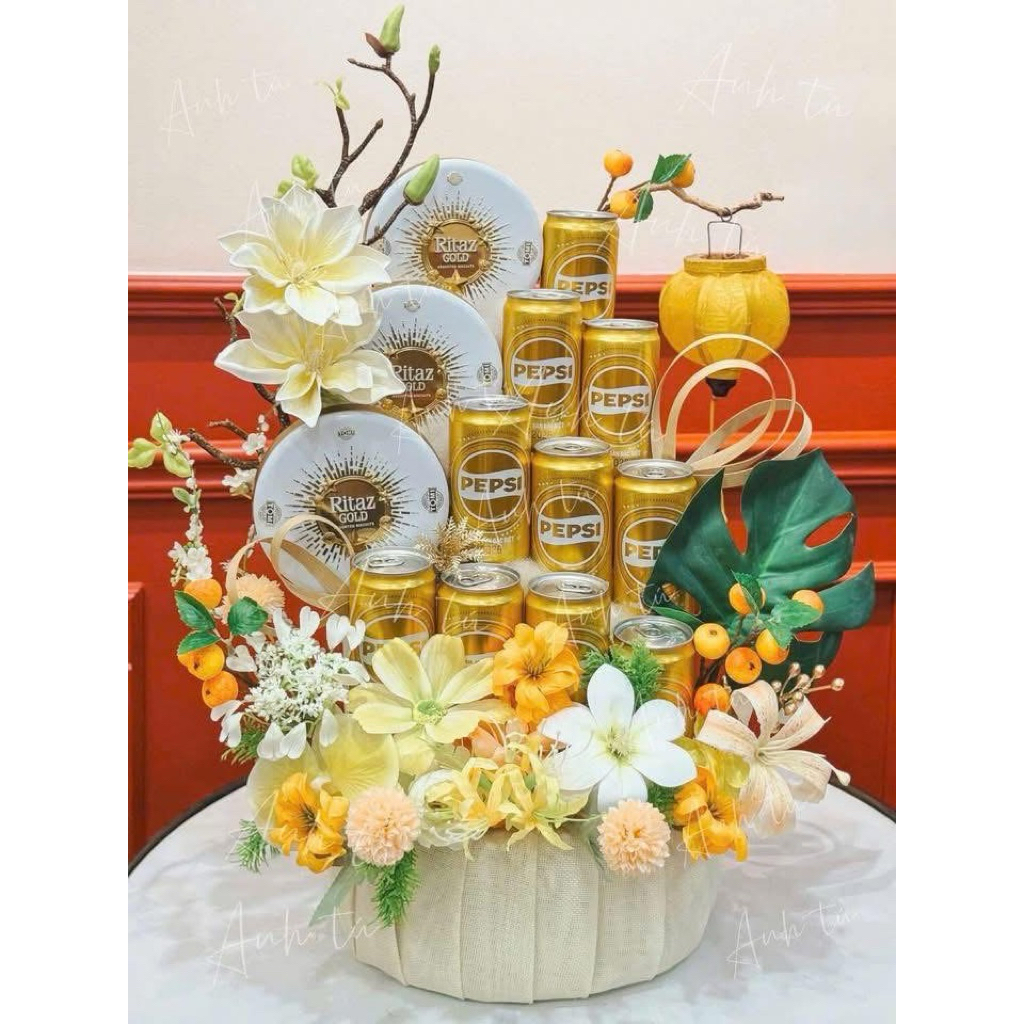 Thùng 24 Lon Nước Ngọt Có Gaz Pepsi 235ml Mẫu Tết  Lon Vàng)