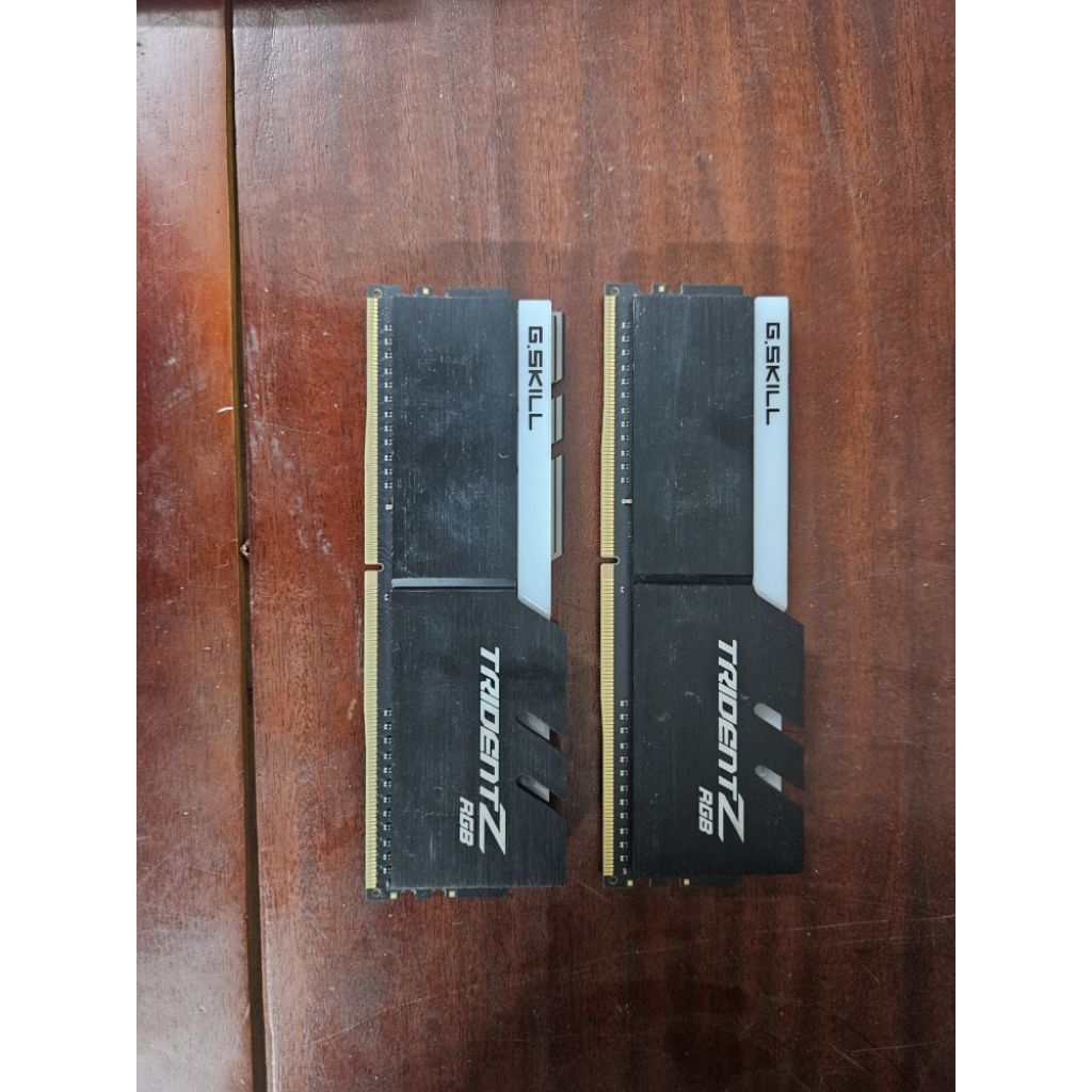 RAM G.Skill Trident Z RGB 16GB (2x8GB) DDR4 3000MHz