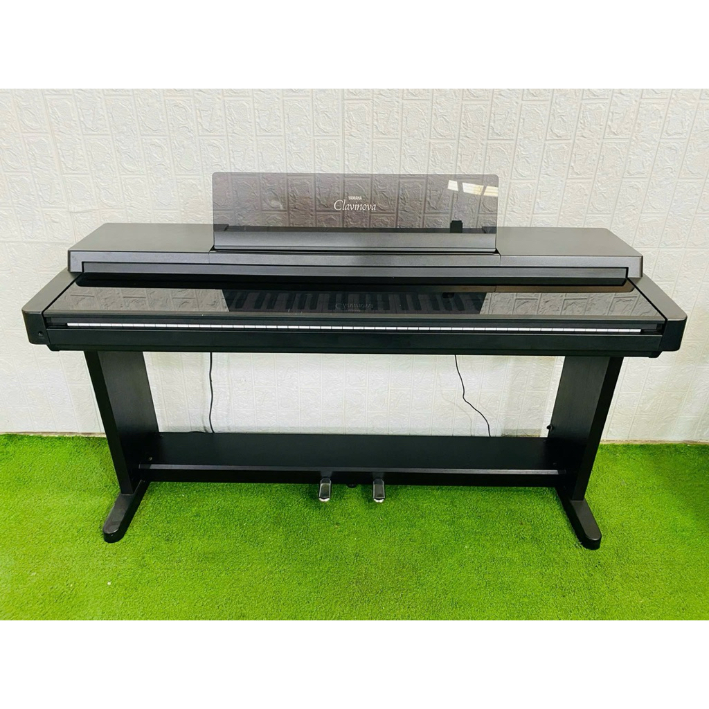 Piano Yamaha CLP-550 - Piano điện Yamaha chính hãng giá rẻ - Dành cho bạn mới tập chơi - Kiểu dáng c
