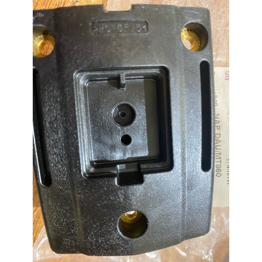 Nắp dầu máy khoan đục bê tông MT860 M8600 Makita