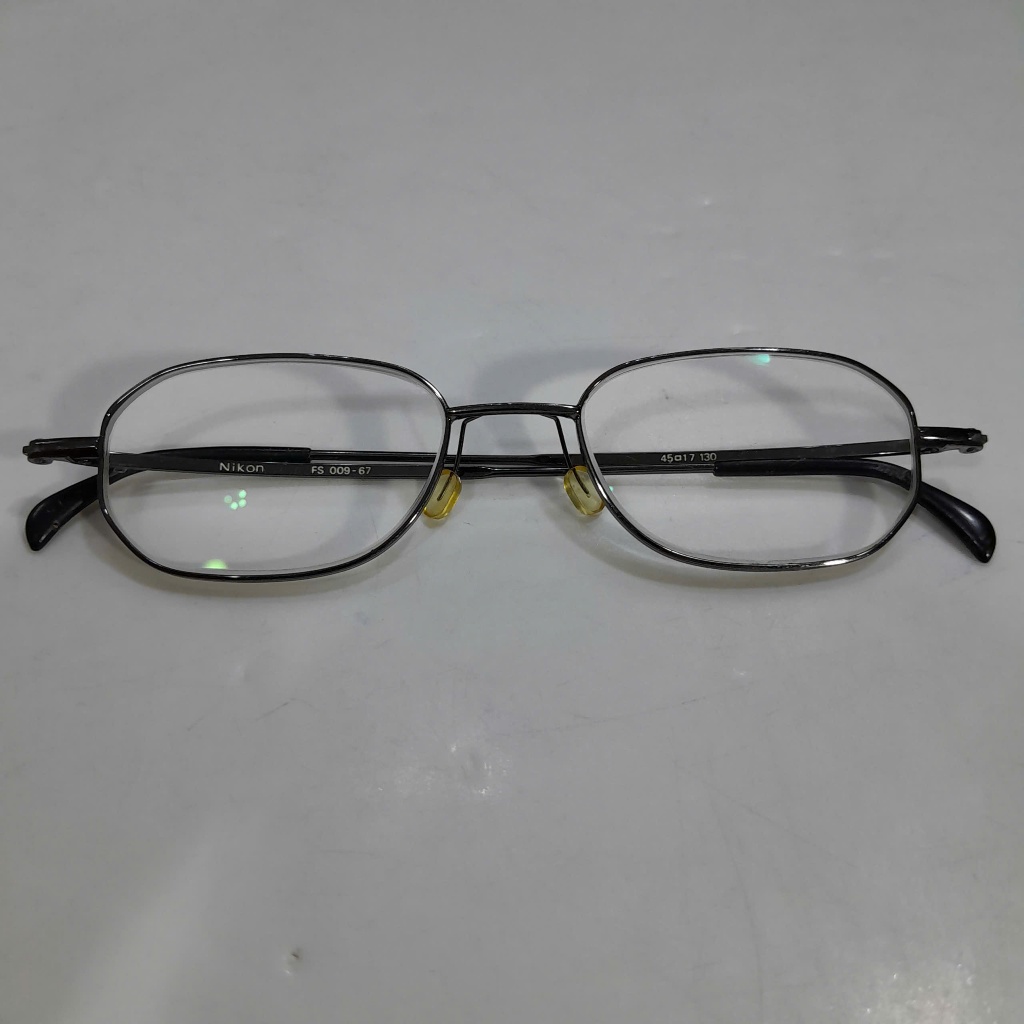 Gọng mắt kính NIKON size ngang 135mm video mô tả cụ thể Japan second hand đã qua sử dụng