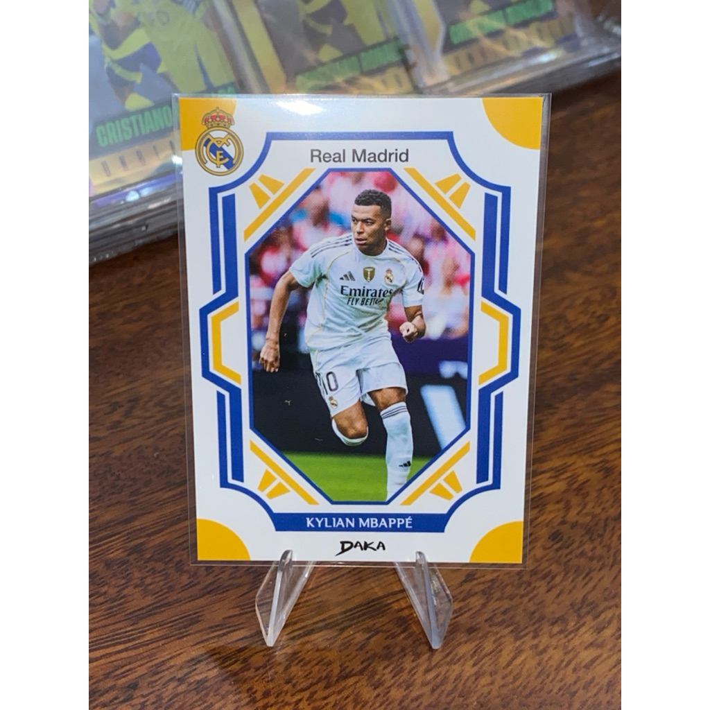 Thẻ Cầu Thủ Kylian Mbappe Daka Real Madrid 2025/26 Base RM-1-8