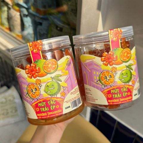 Mứt Tắc Ép Hũ