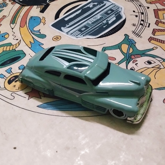 Xe Mô Hình Hot Wheels 47 Chevy Fleetline