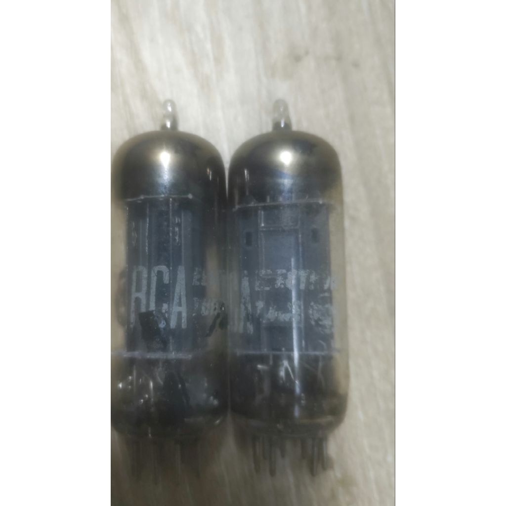 6cg7 phiến đen bẩn 3 ngăn D getter. hết số dòng này, nâng cấp cho đèn ecc88 6dj8 6922 tuyệt phẩm