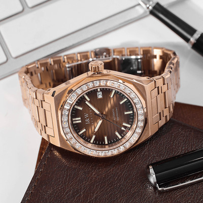 Đồng hồ nam chính hãng I&W Carnival 733G-T7,kính chống xước,chống nước 50m,máy cơ automatic ,mặt nâu đính đá dây mạ vàng